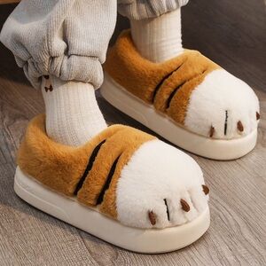 Tiger Claw Cotton Slippers Women 7.5-8.5 Winter Cute Home Thick Bottom Plush new